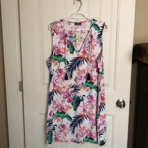 NWT:  Orchid Flower V-neck sleeveless dress